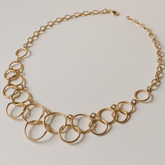 Premier Designs Jewelry - Premier Designs Matte Goldtone Interlocking Circle Bib Necklace